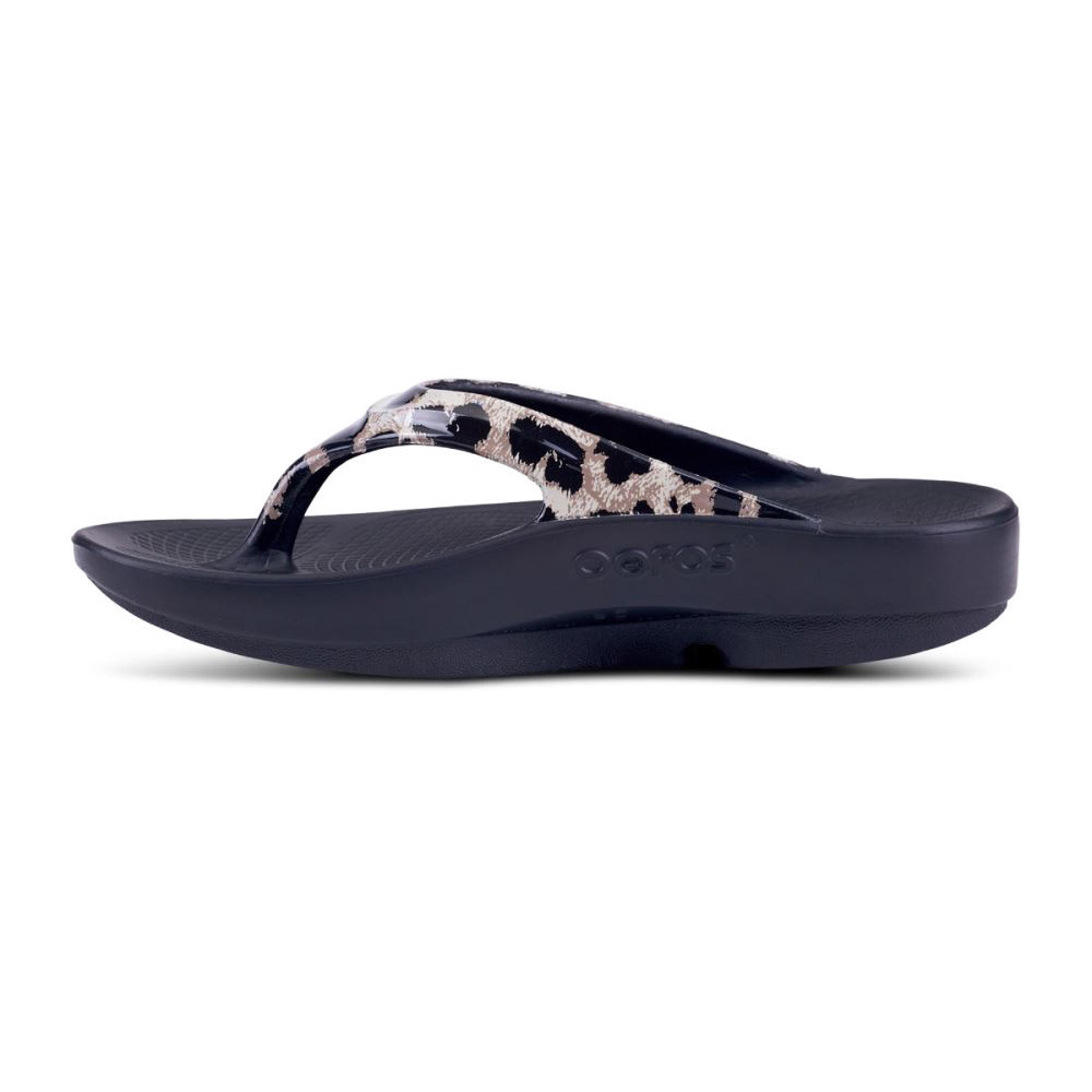 OOFOS OOlala Limited Sandal Fekete | 1R9ZAVE