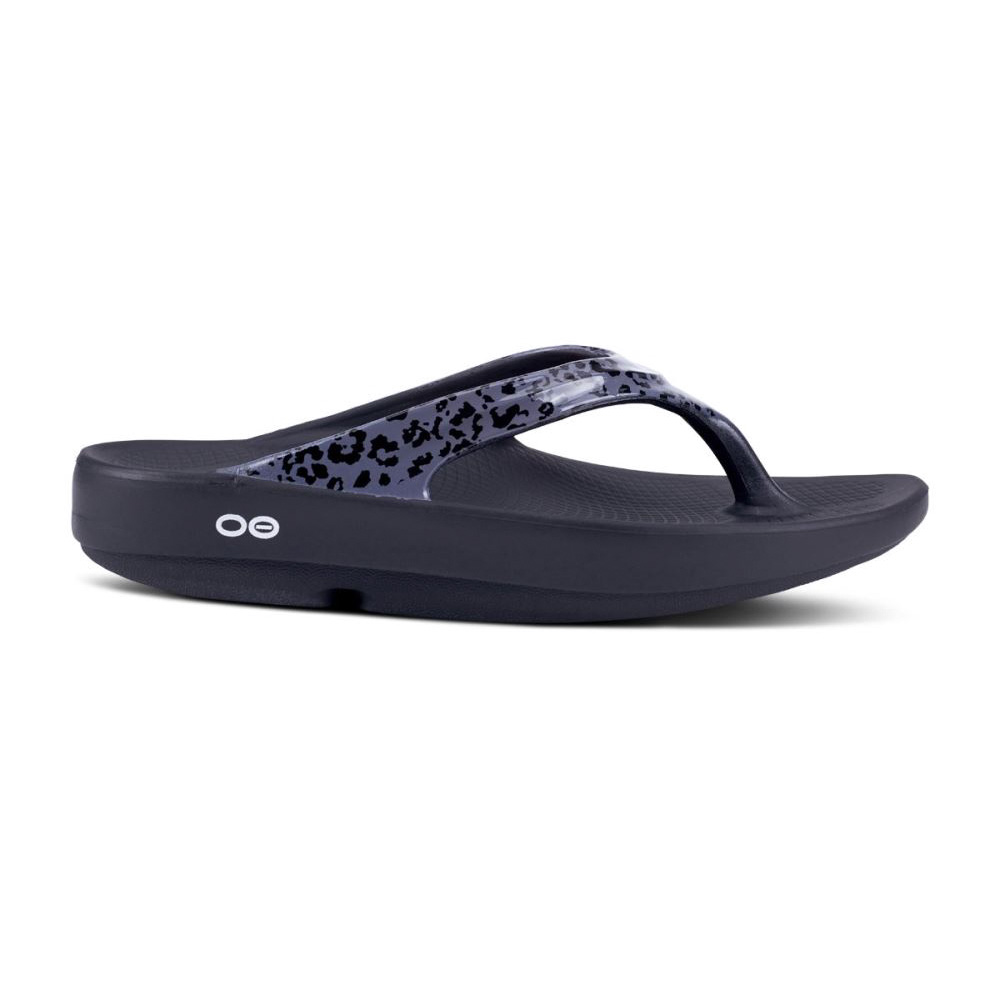 OOFOS OOlala Limited Sandal Szürke Leopárd | BP1DEMS