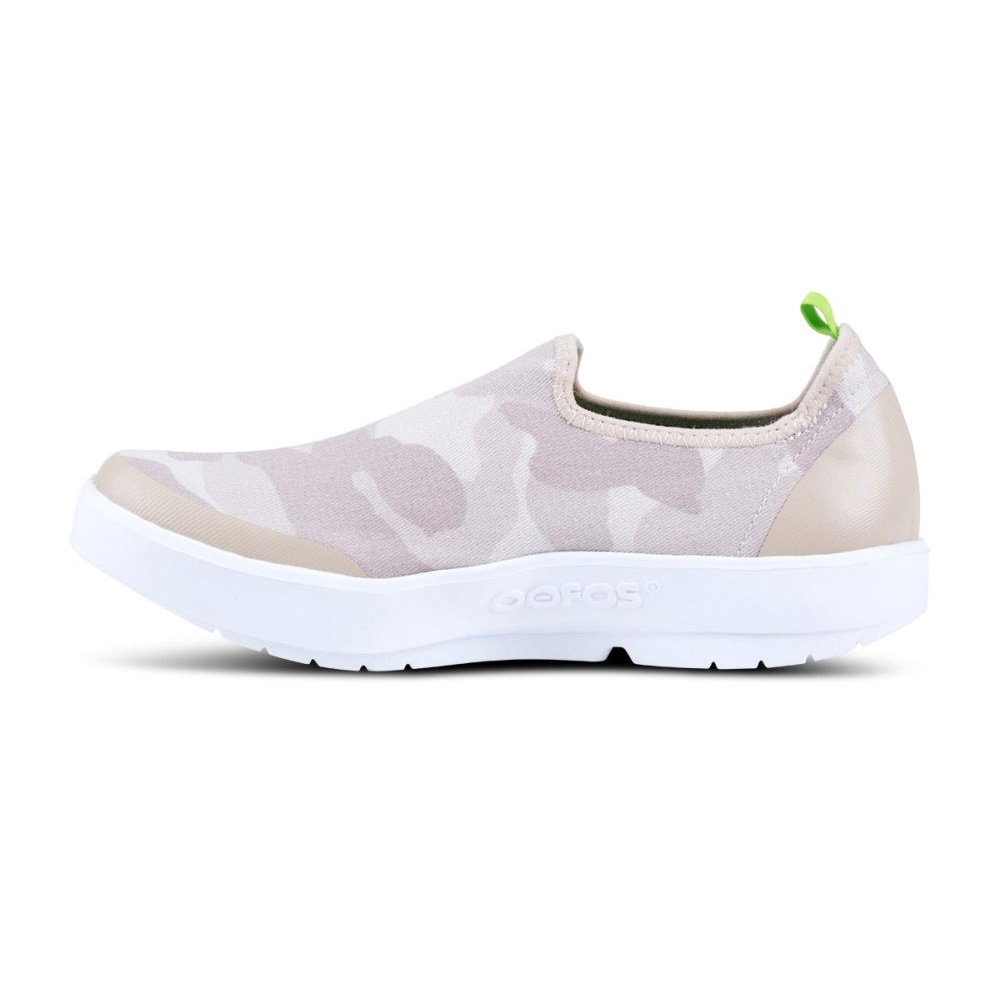 OOFOS OOmg eeZee Low Shoe Barna Camo | 45J5W5P